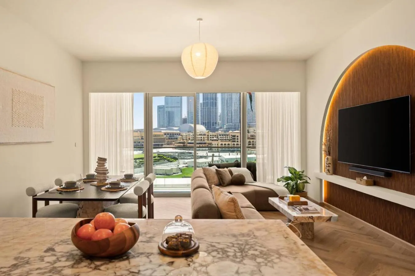 Seraya Residence 18 - 2Bdr - Burj And Opera Views - Fully Serviced Dubai